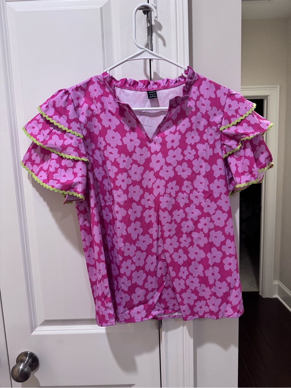 SHEIN Pink Floral Ruffle Sleeve Blouse with Lime Trim